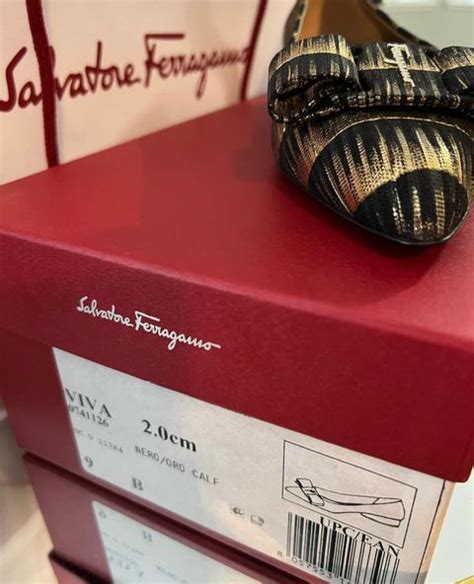 salvatore ferragamo usa sale